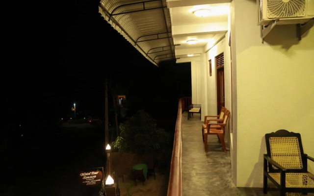 Four season Guest house