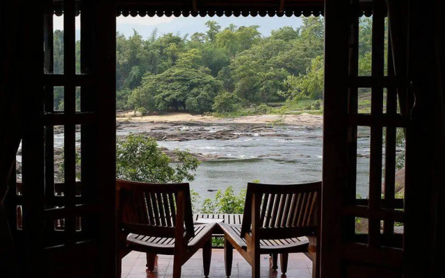 The Quiet by the river