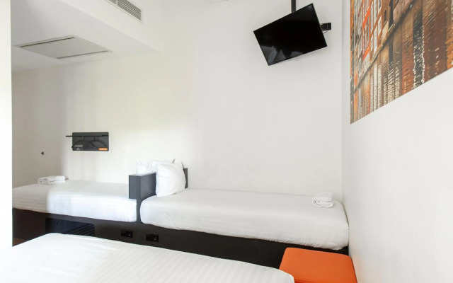 easyHotel Amsterdam City Centre South
