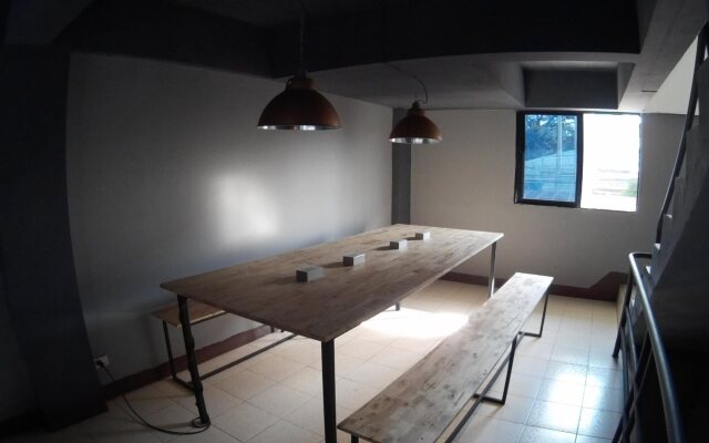 Monkey Toe Guesthouse - Hostel