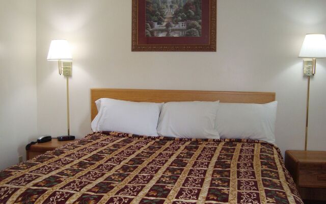 Rodeway Inn & Suites