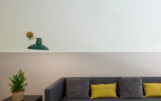 Opera Ramblas Hostal