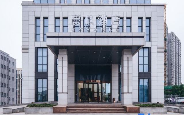 Lifeng Hotel (Nanjing Dongshan Headquarters Park Zhongcai Logistics Store)
