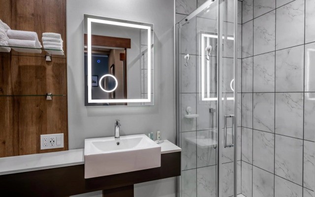 Quality Hotel & Conference Centre