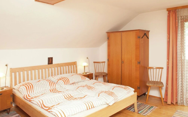 Cozy Holiday Home in Piesendorf near Ski Slope