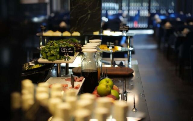 Marlen Hotel Bayrakli