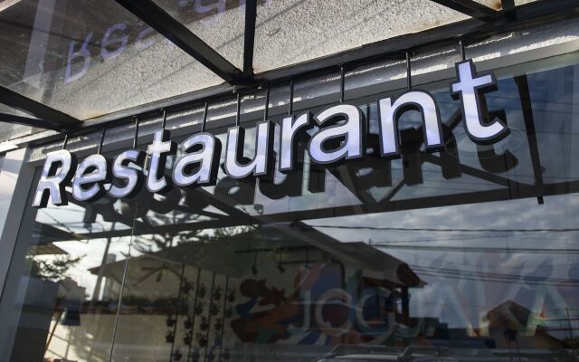 Lokal Hotel & Restaurant