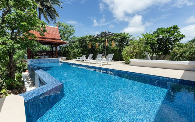 ModernTraditional4Bedroom PoolVilla T70