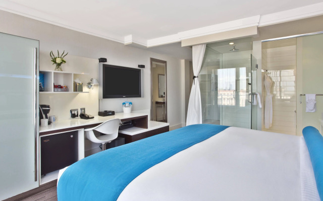 Hotel Le Bleu