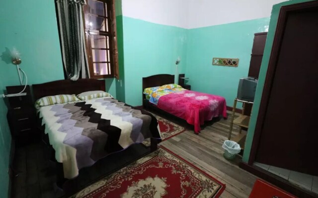 Hostal la Chorrera - Hostel