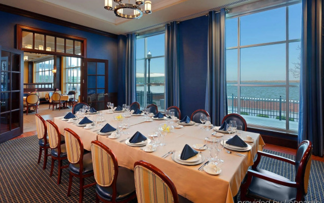 Sheraton Erie Bayfront Hotel