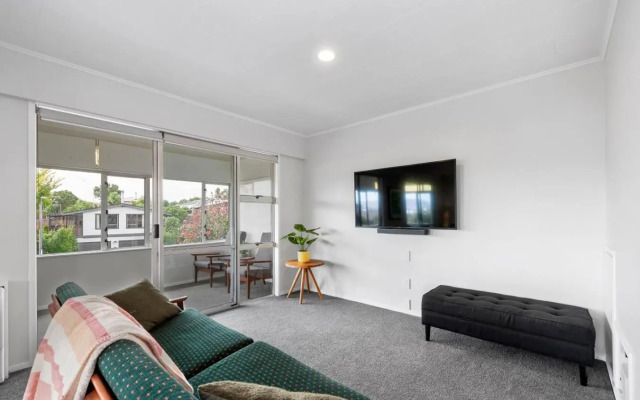 Relax at Richmond Heights