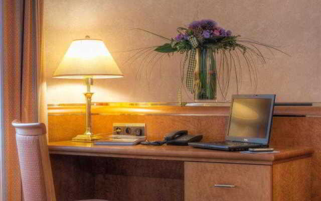 Best Western Ambassador Hotel Bosten