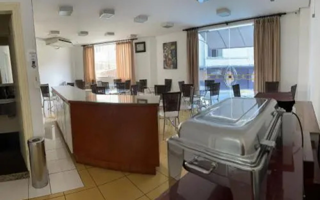 Tropical Palace Hotel