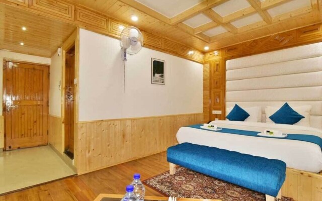 Hotel Himgiri Manali