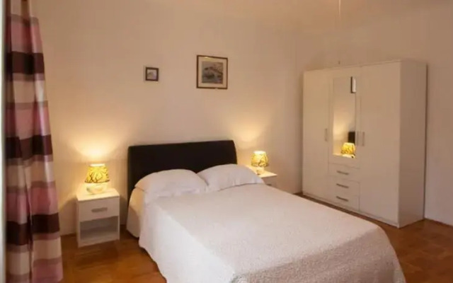 Apartment Vedrica