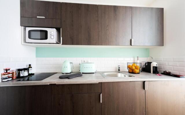 Superbe studio entièrement rénové - 50m croisette