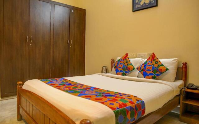Fabhotel Hibiscus Stays