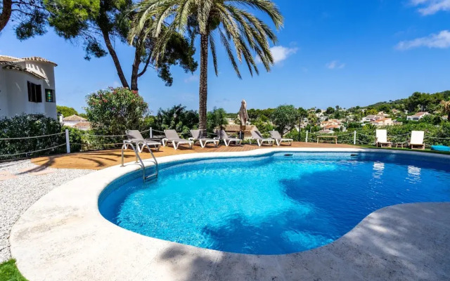 Amazing Villa With Views, Fantastic Bbq Dining Large Pool Area