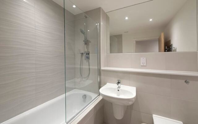 Fantastic 2 Bedroom Apartment In Manchester