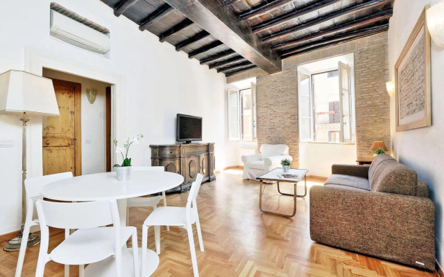 Spanish Steps Area - My Extra Home