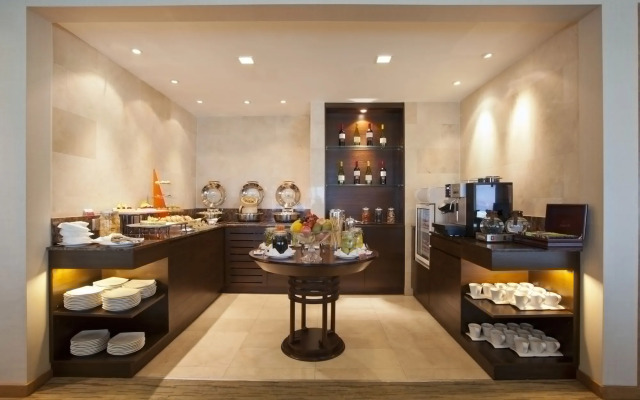 Grand Mercure Singapore Roxy