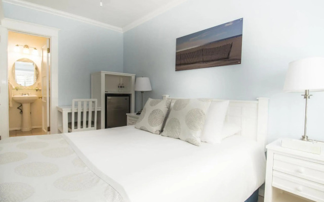 Venice on the Beach Hotel
