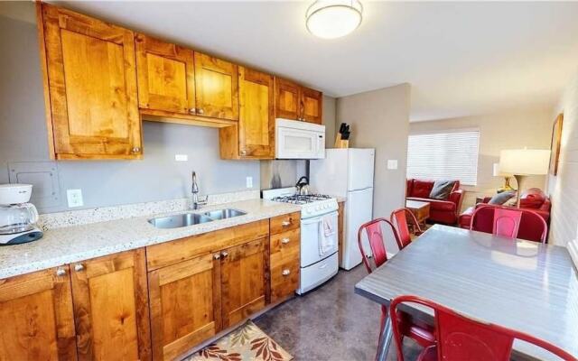 Purple Sage Flats #1 1 Bedroom Apts