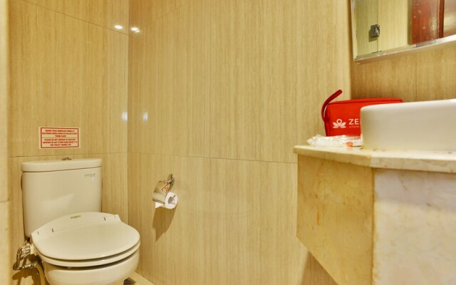 ZEN Rooms Basic Near Sunter Mall
