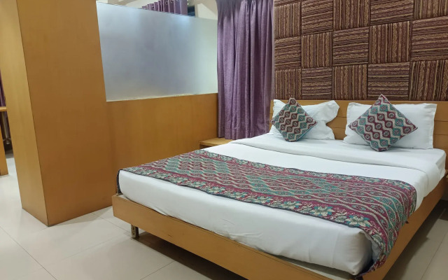Hotel Apna Palace