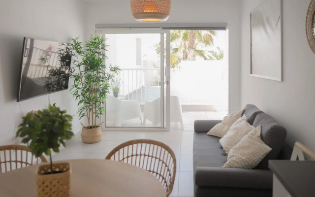 Precioso apartamento en complejo con piscina