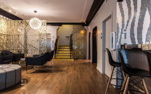 The L Hotel