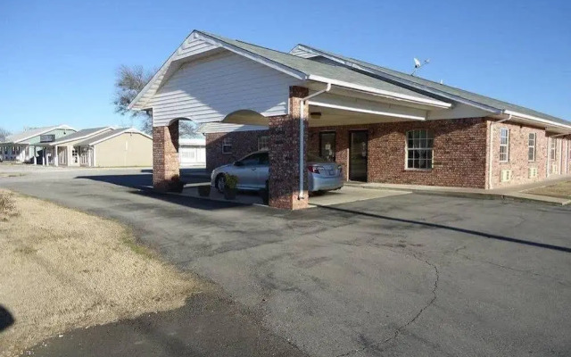 Suite 16 Motel