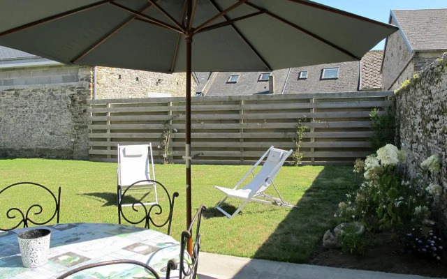 Holiday Home La Lucerie - BAY402