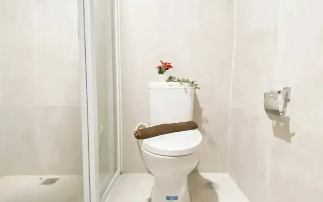 2Br At Apartment Pollux Chadstone Cikarang