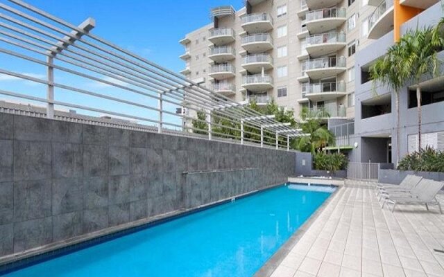 Allegro Apartments