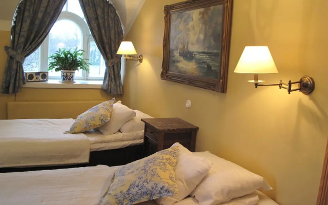 Hotel Hirvihaaran Kartano