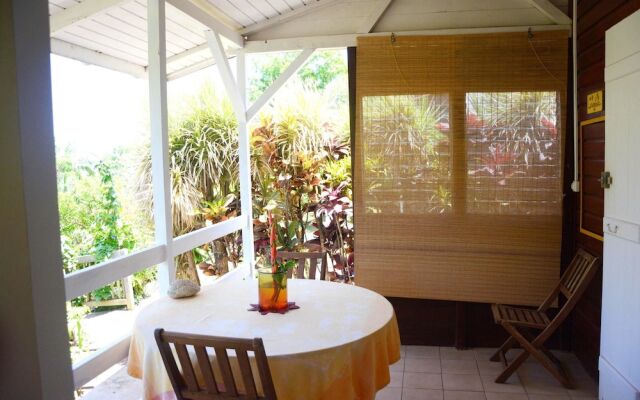 Bungalow With one Bedroom in Pointe-noire, With Furnished Garden and W