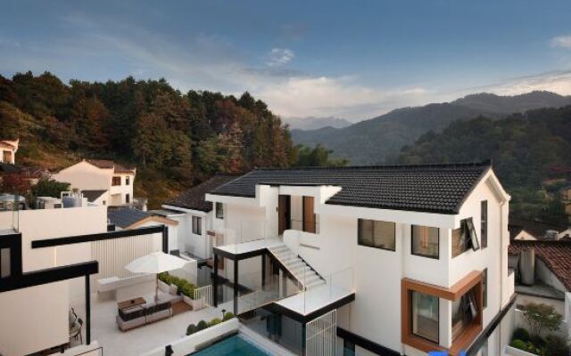 Jiuhuashan Xiangzili Homestay (Meat Body Palace Branch)