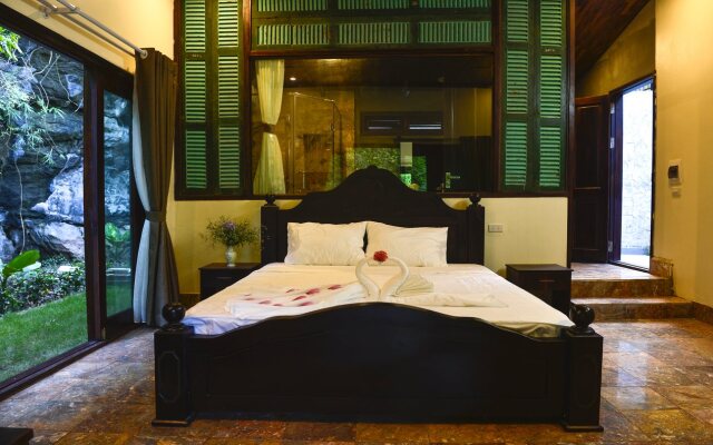 Trang An Mountain House