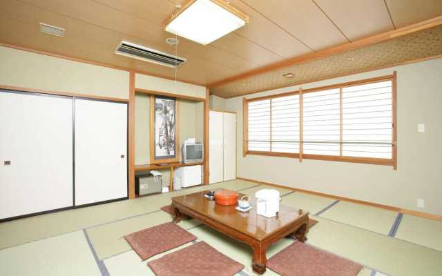 Ichimanri Hotel Golden Century