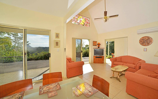 Cooroy Country Cottages