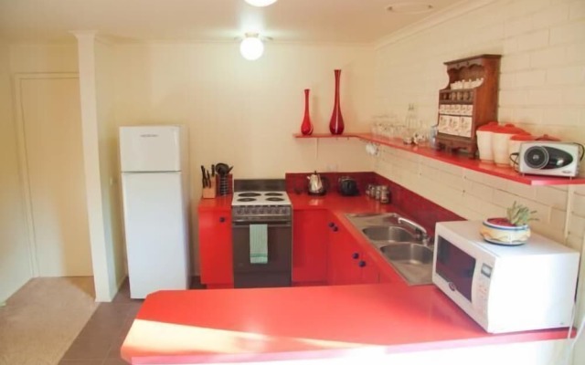 Yarra Glen Racecourse Apartments