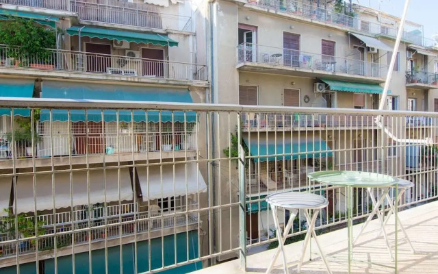 Sunny 1bd Apartment Just 1minute to Acropolis