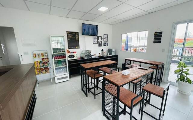 FlyNow Studios: Aeroporto, SP Expo e Metrô