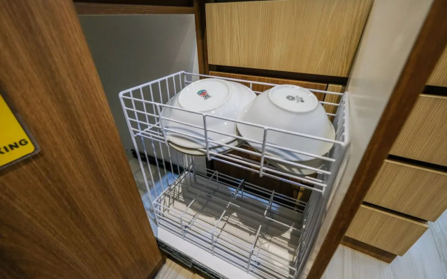 Strategic Location 2Br Gallery West Apartment