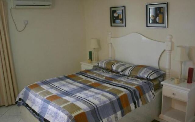 Annwin Apartment