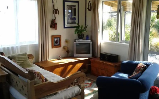 Te Anau Holiday Houses - Beech Retreat