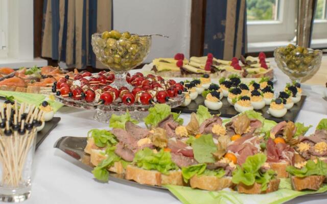 Gasthaus und Ferienwohnungen "Zum Büchsenmacher"