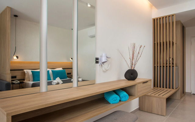 Zoes Hotel